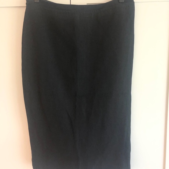 Like new! Vera Wang Wool/Linen Pencil Skirt - Picture 5 of 8
